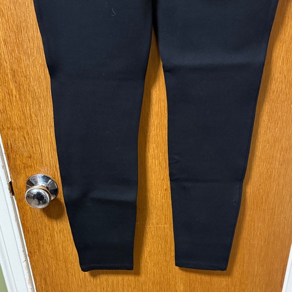 Quince Women's Black Leggings Like New - Picture 5 of 7